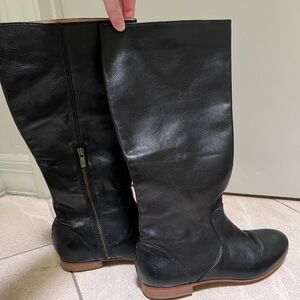 Frye Jillian Pull On Black Leather Boots